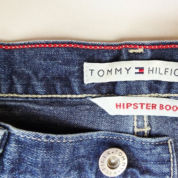 Tommy Hilfiger Size 10 Womens 32" Inseam Hipster Boot Blue Denim Logo Tag Jeans - Picture 5 of 12